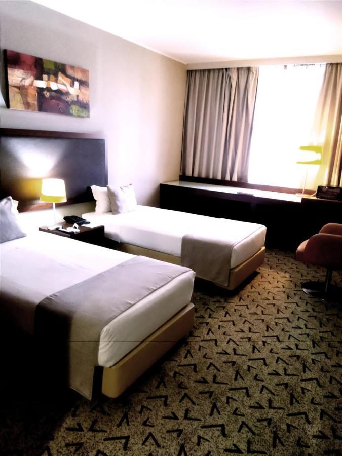Skyna Hotel Luanda Extérieur photo