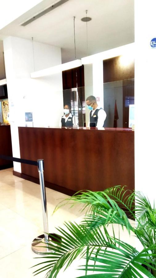 Skyna Hotel Luanda Extérieur photo