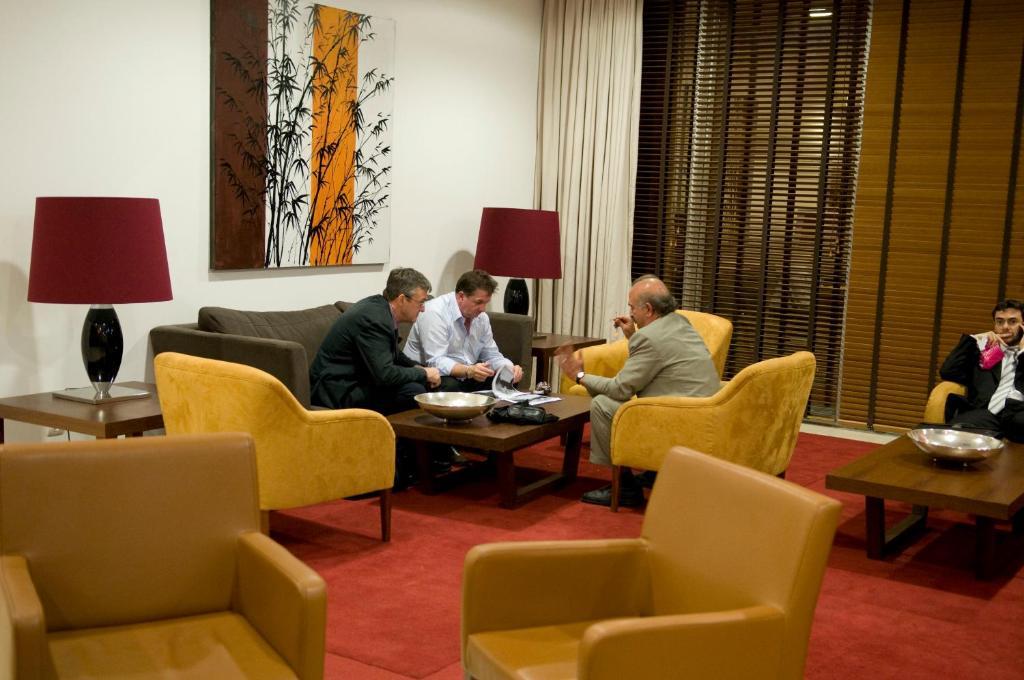 Skyna Hotel Luanda Extérieur photo