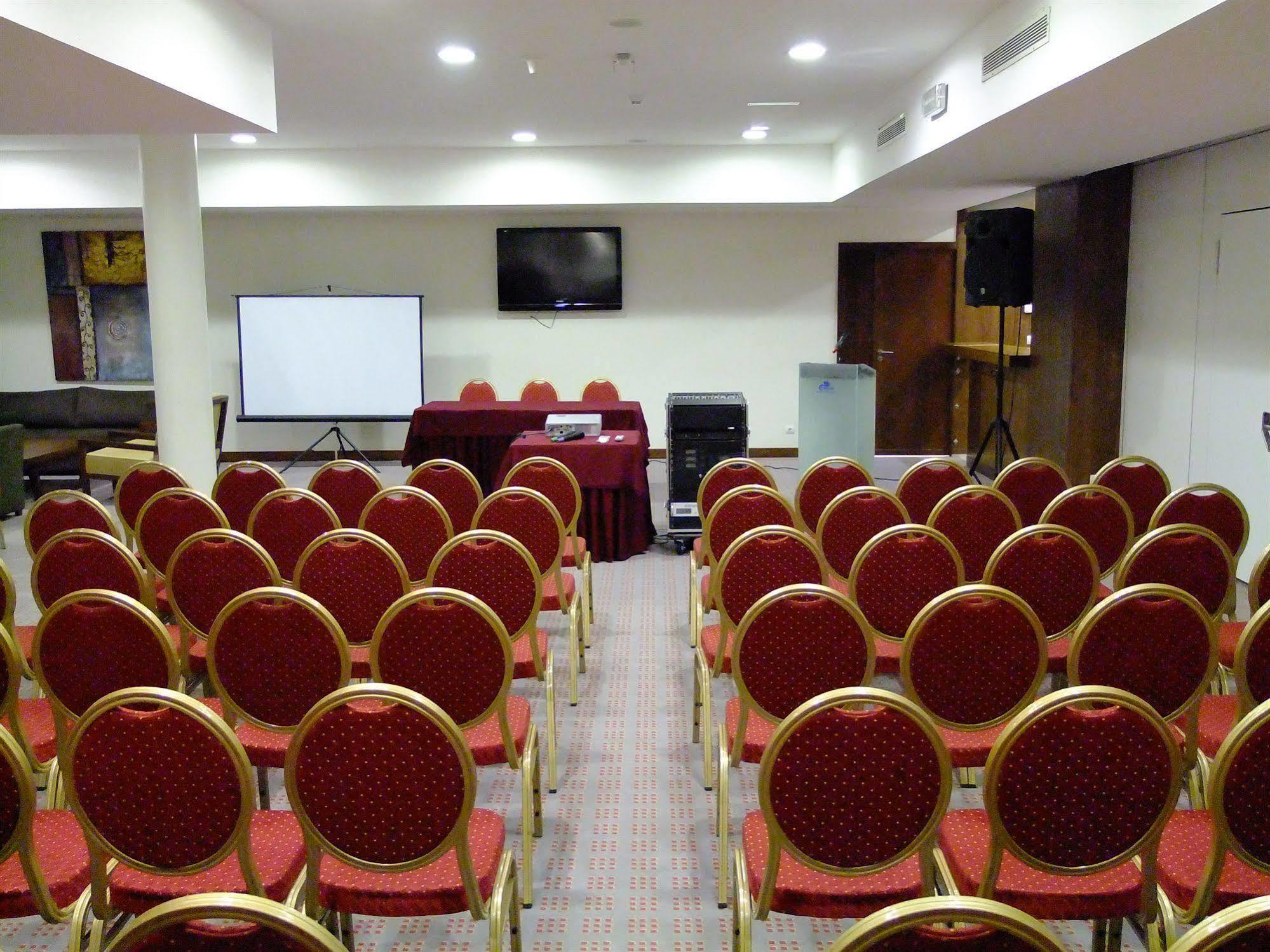 Skyna Hotel Luanda Extérieur photo