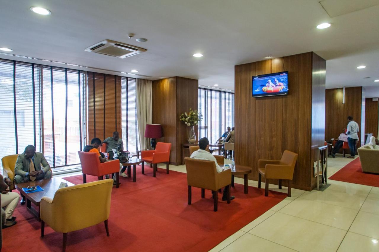 Skyna Hotel Luanda Extérieur photo